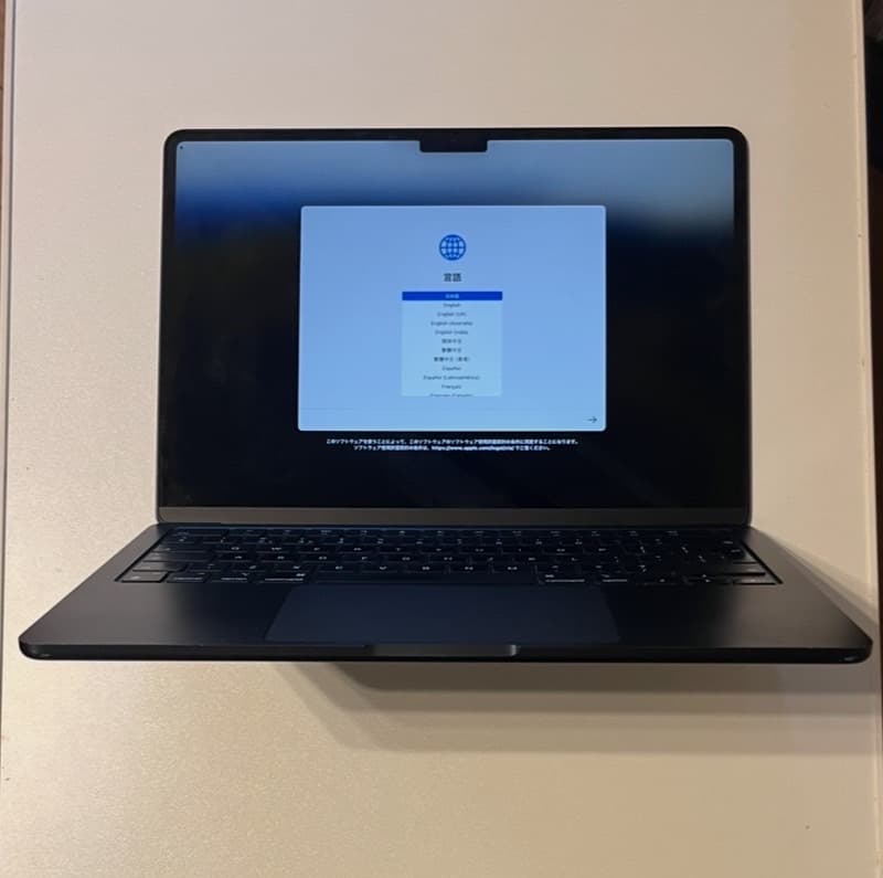 MacBook Air M2 13.6 UKキー　＋新品2ポート35wアダプタ MacBook Air 純正 新品 Apple 2022 M2チップ 13インチ A2681用 日本語