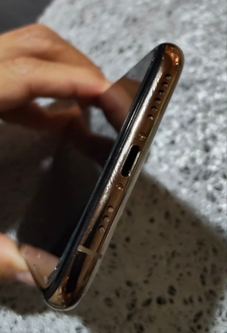 iPhone XS 256GB 初期化済み - メルカリ