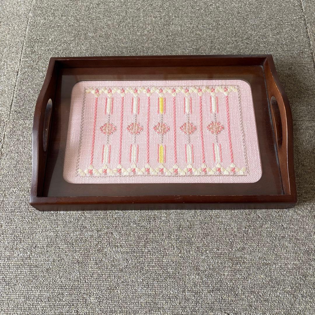 戸塚刺繍　お盆　トレイ　ハンドメイド 戸塚刺繍 お盆 トレイ ハンドメイド 戸塚刺繍 お盆 トレイ ハンドメイド