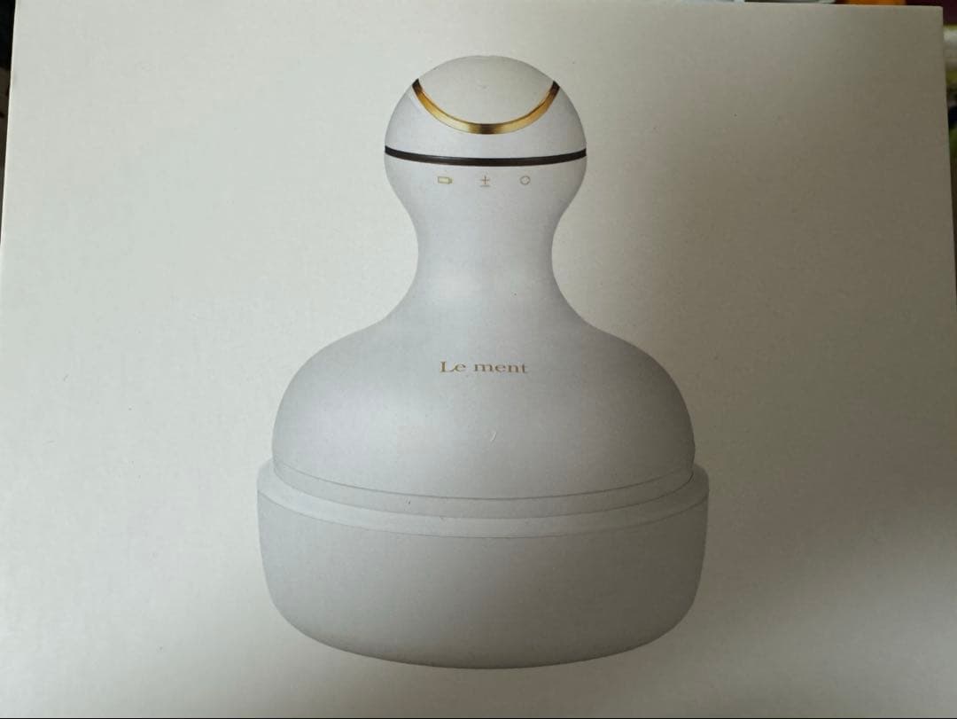 ルメント　ヘッドスパ　パールホワイト 冬季限定カラーが今年も登場！プロのハンドテクニックを再現した頭皮