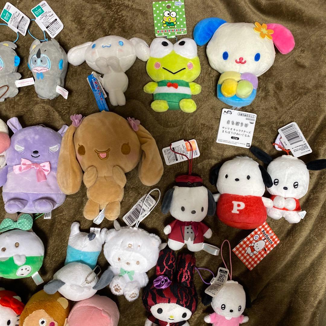 サンリオキャラクター ぬいぐるみまとめ売り