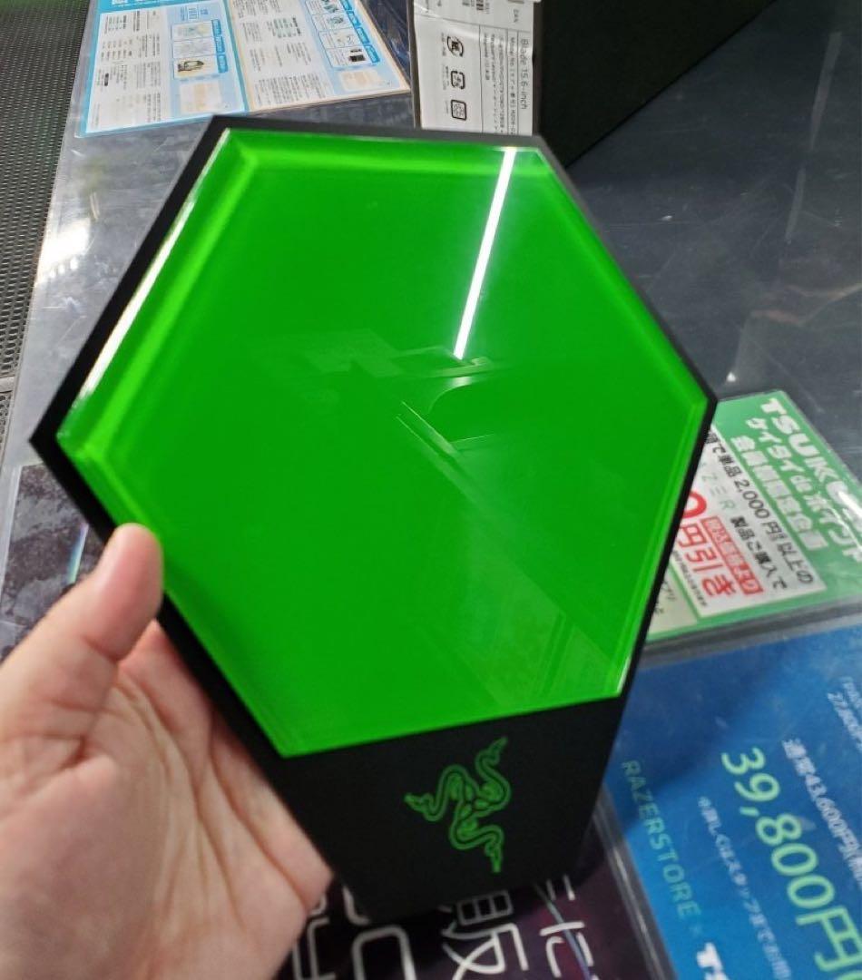 Razer ディスプレイ台　非売品　展示台 システムR展示台（R1000） – OCTANORM