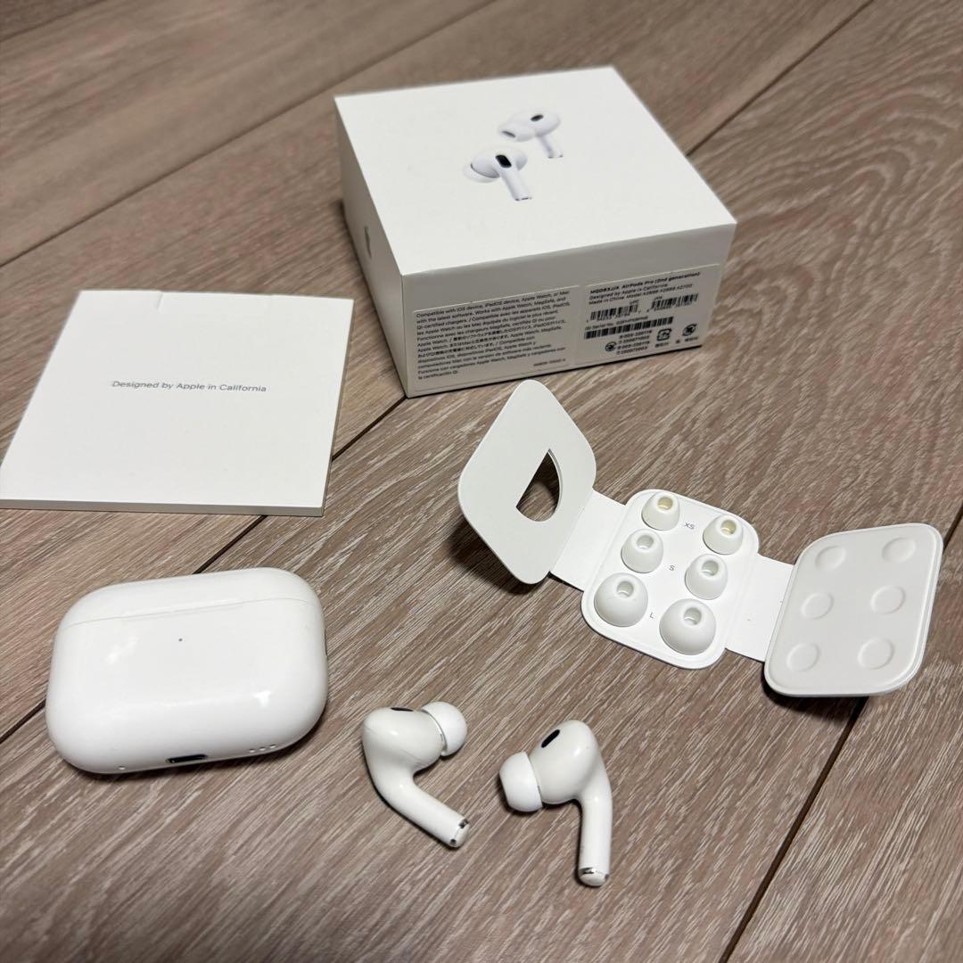 AirPods Pro (第2世代) 本体 美品　付属品全部あり Amazon.co.jp: 【整備済み品】 Apple AirPods Pro (第2世代) (整備済み