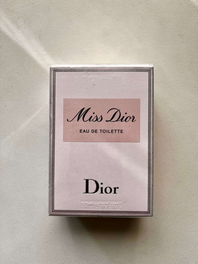 新品未使用Dior Miss Dior Eau de Toilette 50ml Christian Dior Miss Dior Eau De Toilette Spray 50ml/1.7oz