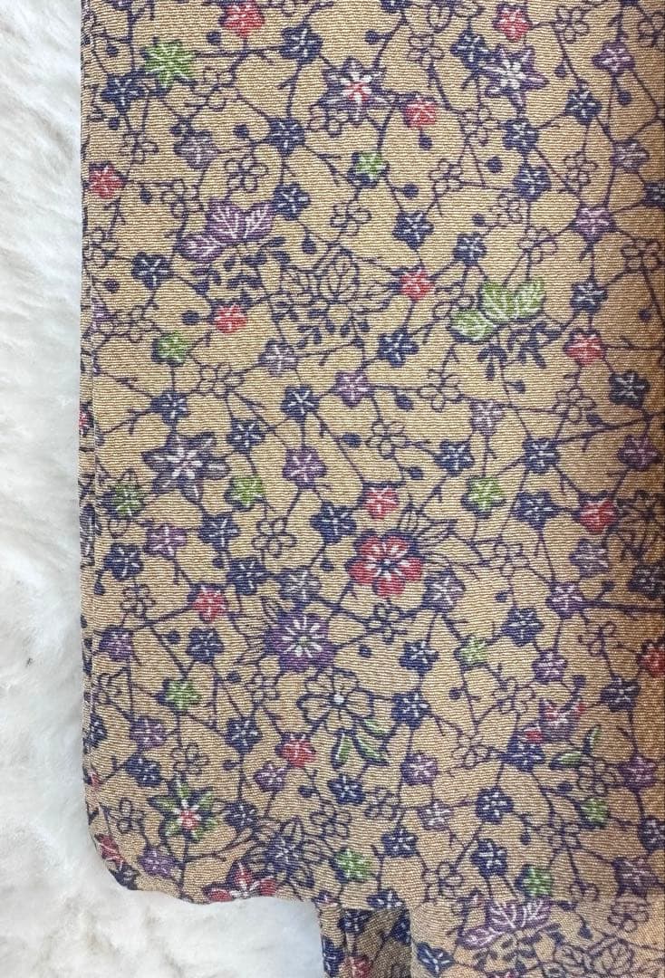 作家物 美品 小花が可愛い 型染め 小紋 正絹