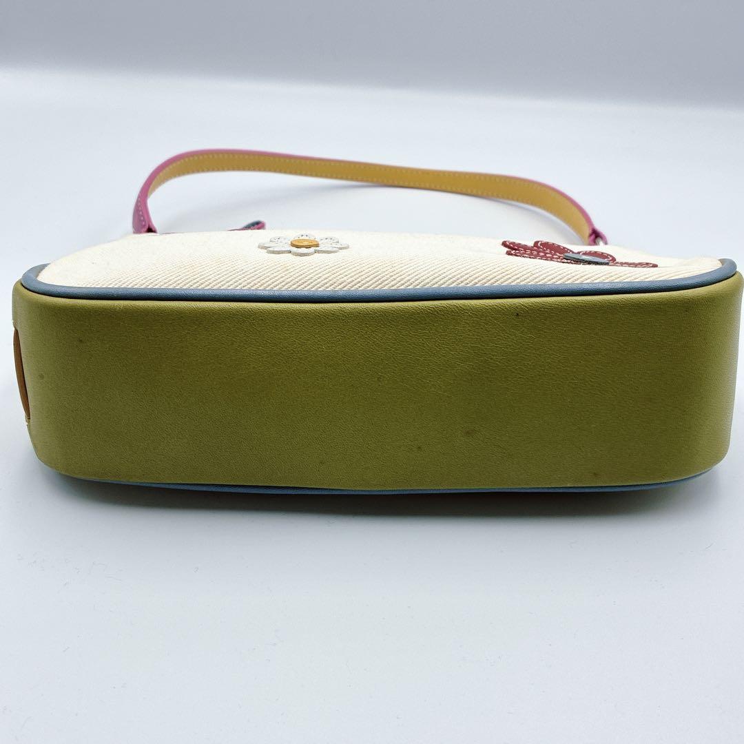 希少⭐️COACH コーチ アクセサリーポーチ 渋谷限定 フラワー