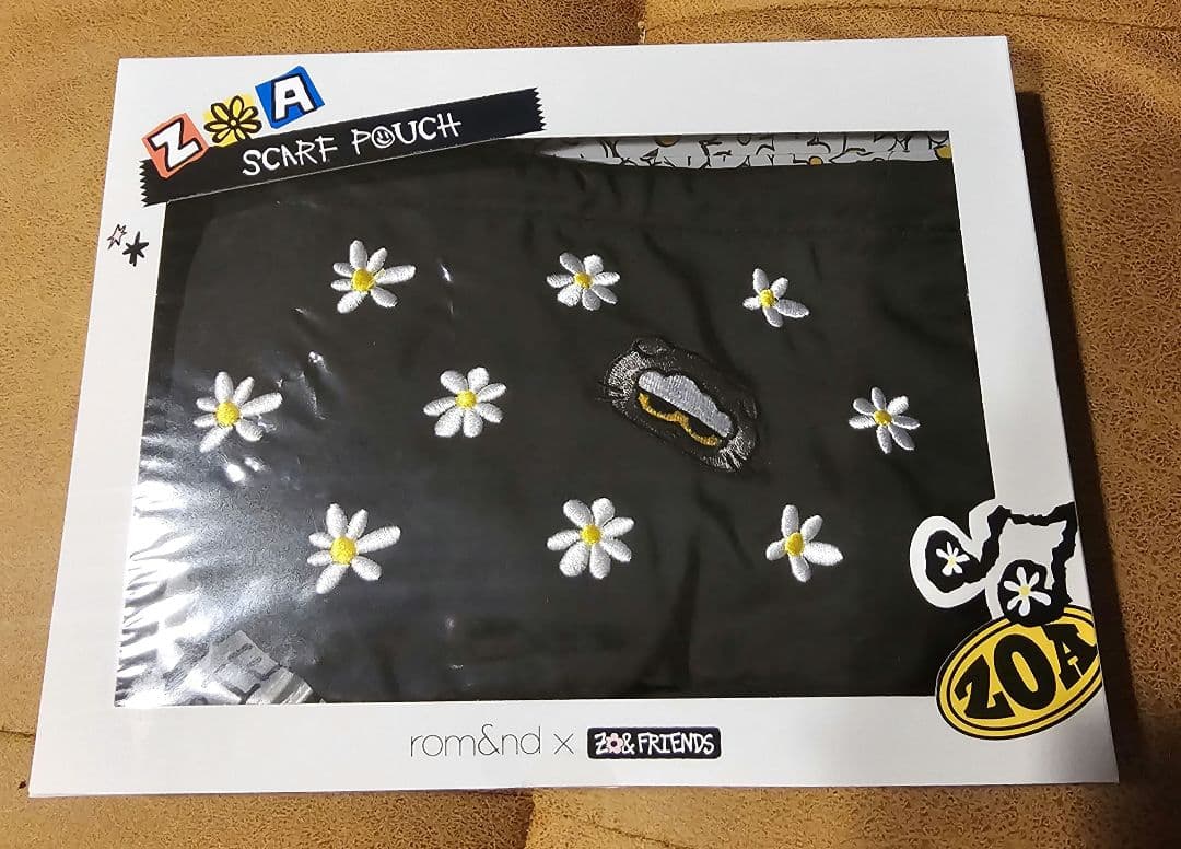 ZO＆FRIENDS zoa ロムアンド G-DRAGON スカーフ ポーチ - メルカリ