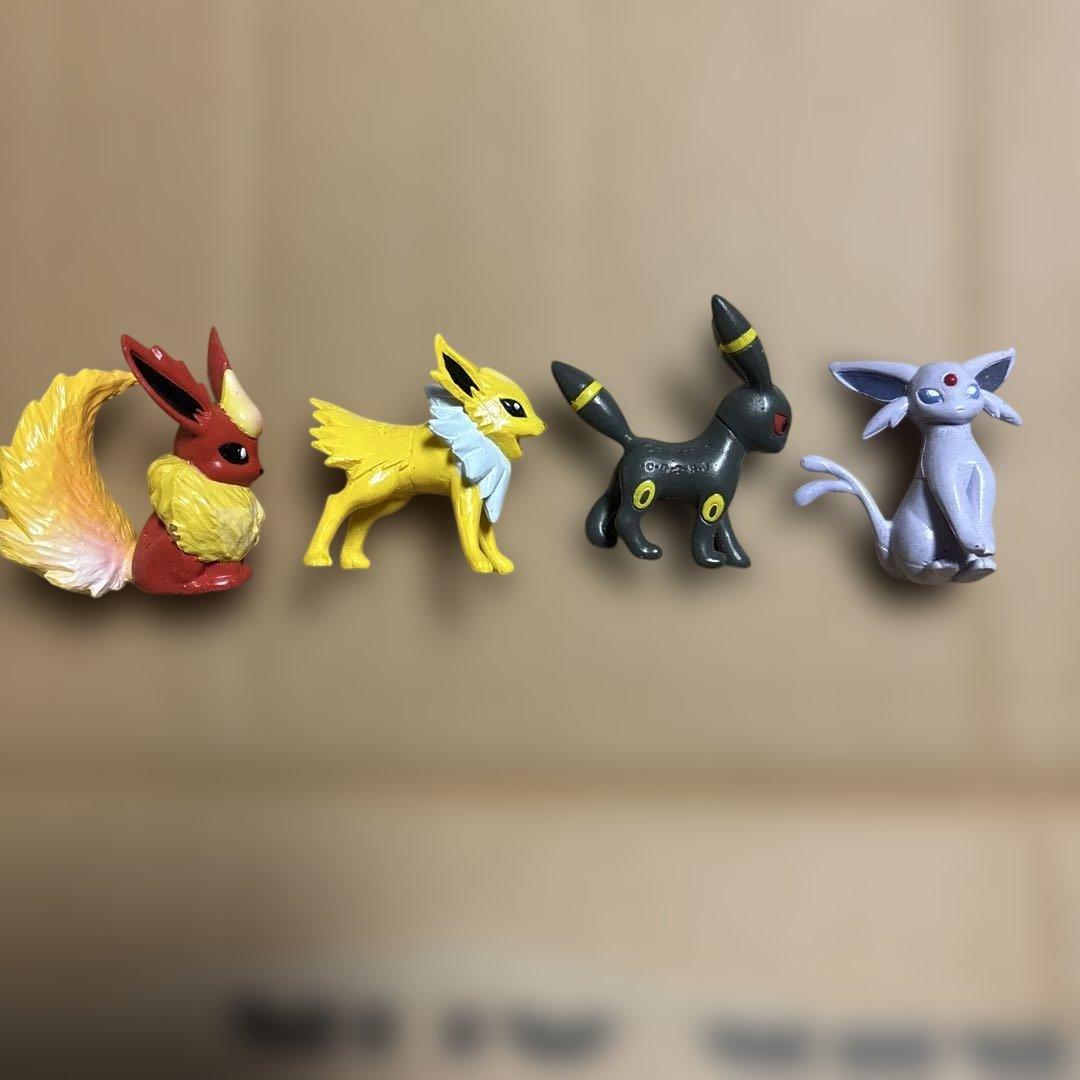 モンコレ 初期 ブイズ セット - メルカリ