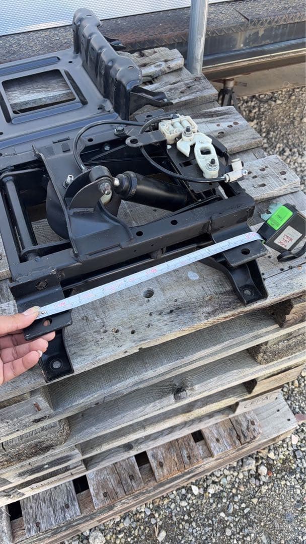 ふそう ファイター シートダンパー エアシート - メルカリ