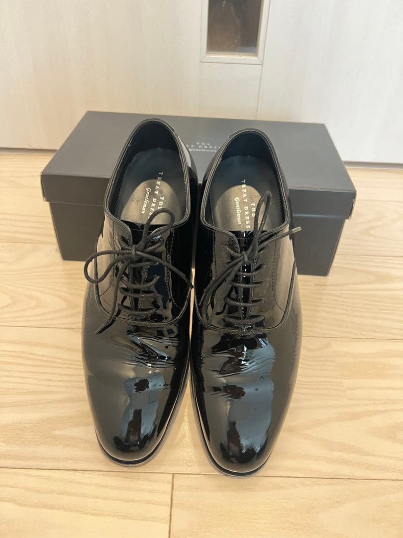トリートドレッシング エナメルシューズ THE TREAT DRESSING - メルカリ