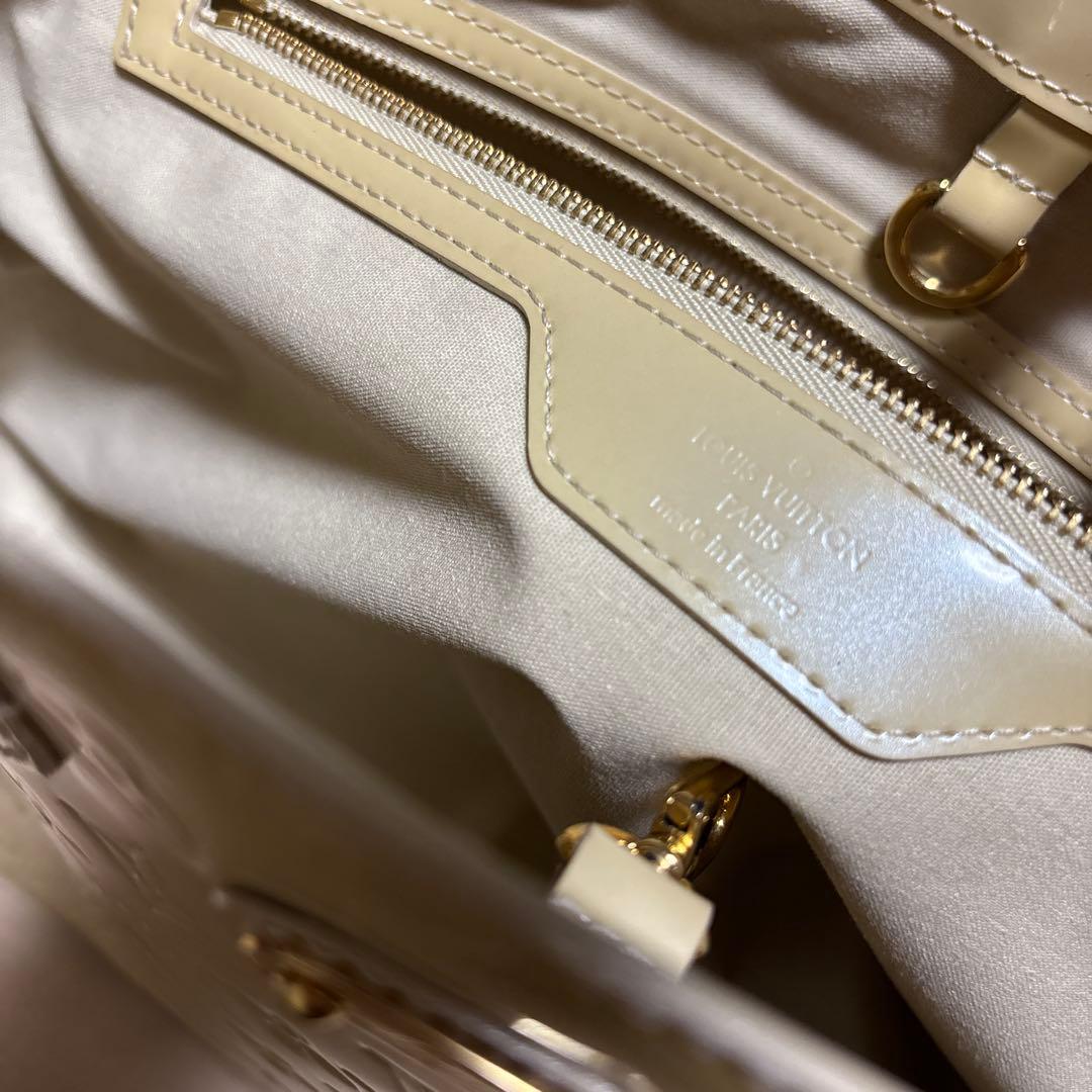 アイボリー ルイヴィトン ヴェルニ ウィルシャーMM トートバッグ