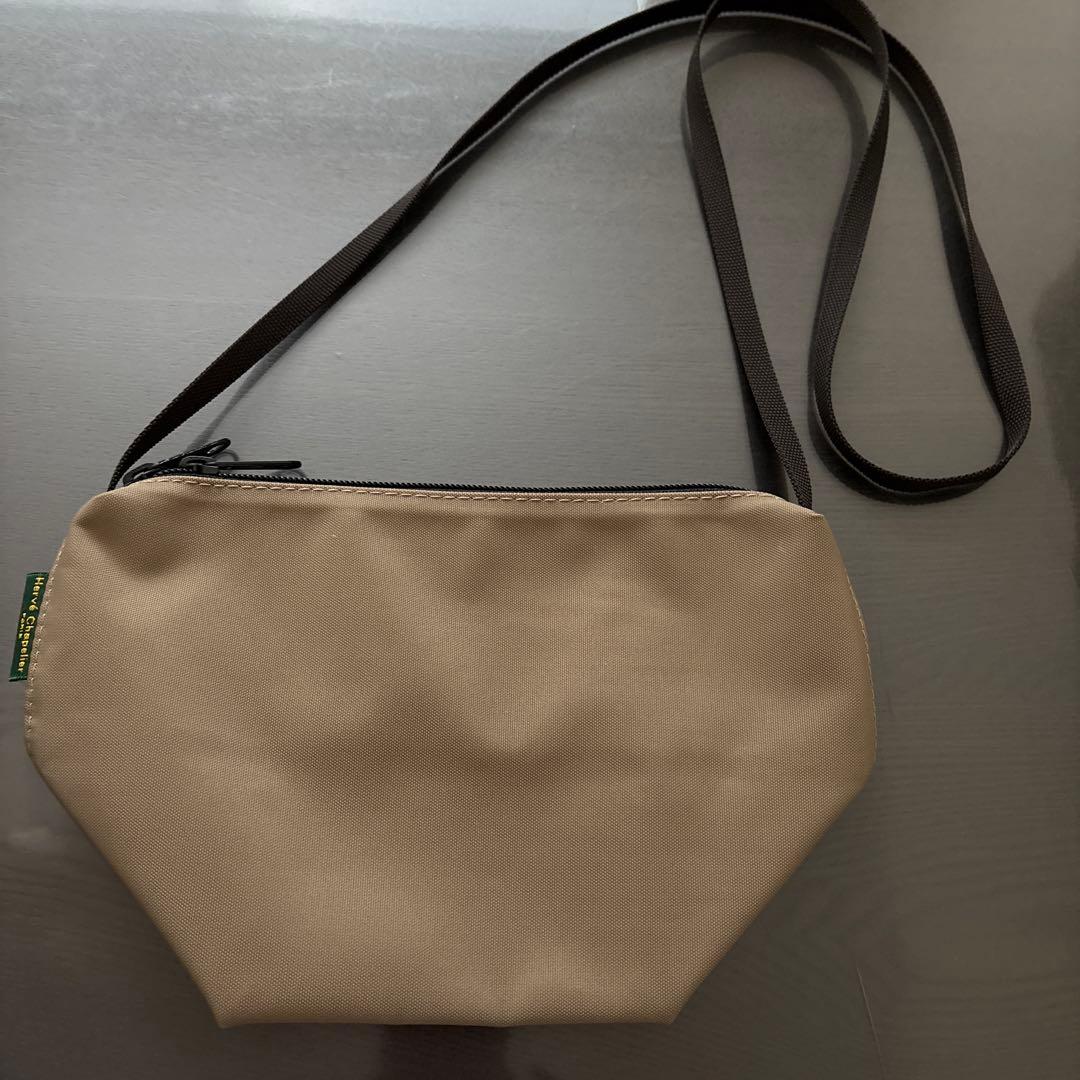 エルベシャプリエ ショルダーバッグ ポシェット 可愛いサイズ感♪】エルベシャプリエ ナイロン舟型ショルダー (HERVE