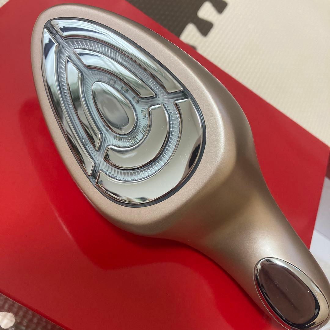 Eclat 美顔器 ゴールド USB充電器付き - ボディ・フェイスケア低 価格 通販