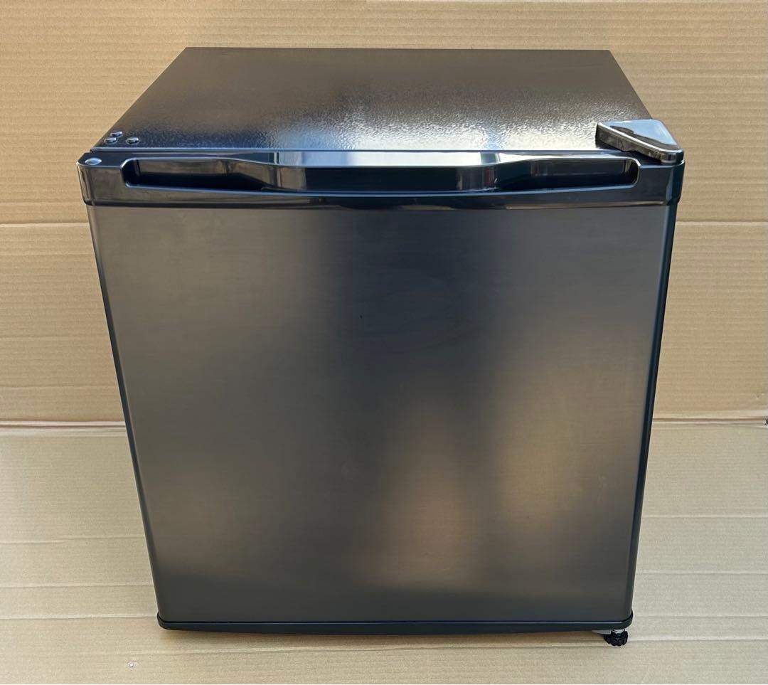 MAXZEN 冷蔵庫 小型 1ドア 46L 右開き JR046ML01GM Amazon | MAXZEN 冷蔵庫 46L コンパクト 大容量 右開き 1ドア 47cm