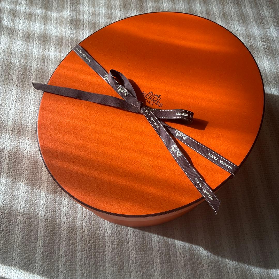 HERMES オレンジ ギフトボックス - メルカリ