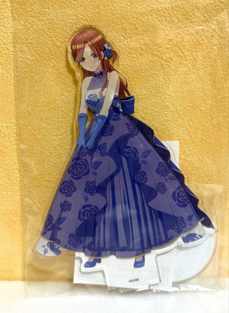 五等分の花嫁 中野三玖 アクリルスタンド 披露宴ver. - メルカリ