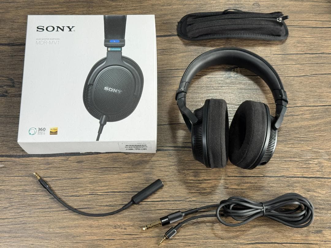 SONY ソニー ヘッドホン MDR-MV1 ★ ヘッドバンドカバー、スタンド付 SONY ソニー ヘッドホン MDR-MV1 ☆ ヘッドバンドカバー、スタンド付