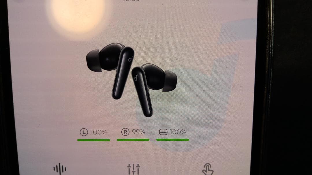 ワイヤレスイヤホンブラック liberty 4 pro Amazon.com: Soundcore Liberty 4 Pro by Anker, Noise Cancelling