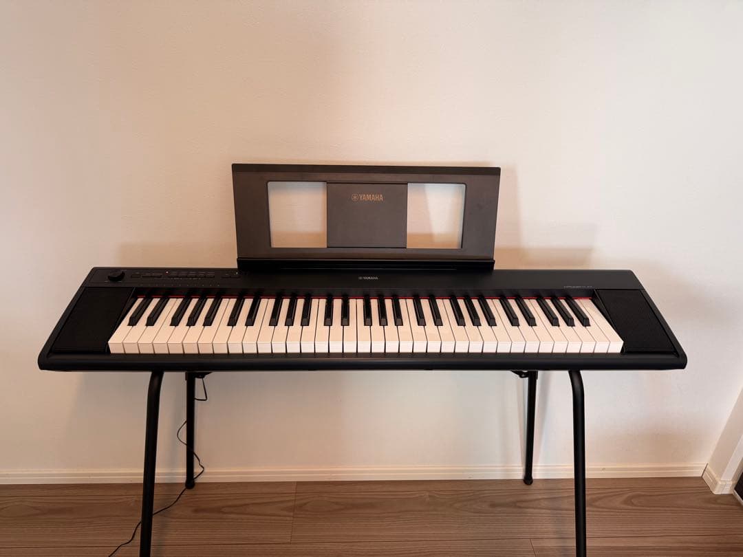 ヤマハ　電子ピアノ「Piaggero」 NP-12 スタンド付き Amazon | ヤマハ YAMAHA 電子キーボード piaggero ブラック NP-12B