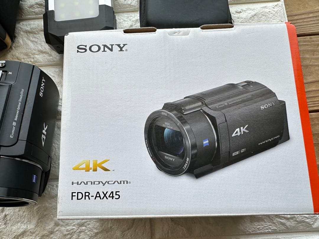 匿名発送★即日発送★送料無料 SONY FDR-AX45 ビデオカメラ激安 ソニー SONY デジタル4Kビデオカメラ 64GBメモリー内蔵 FDR-AX45A