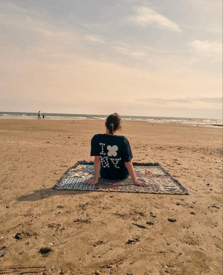 kaito fukui ラグ ブランケット NY リバーシブル - メルカリ