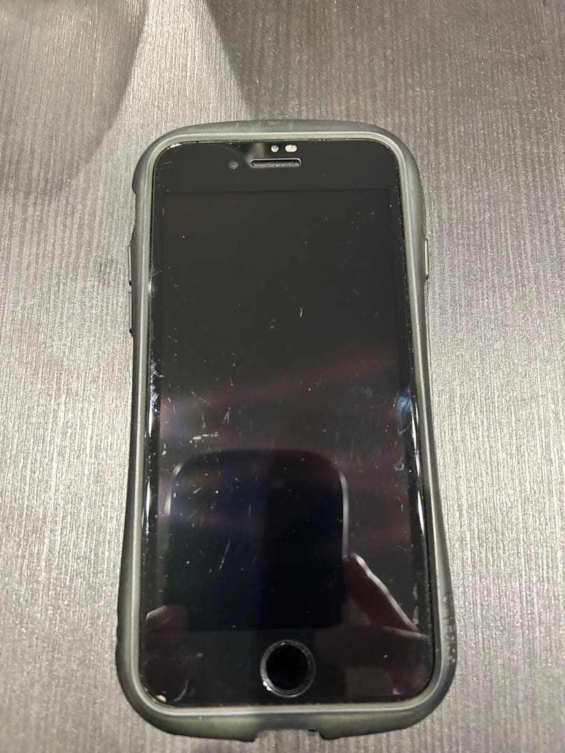 Apple iPhoneSE2 レッド iFaceケース付き 128GB Apple iPhoneSE2 レッド iFaceケース付き 128GB 2026年現在】レッド