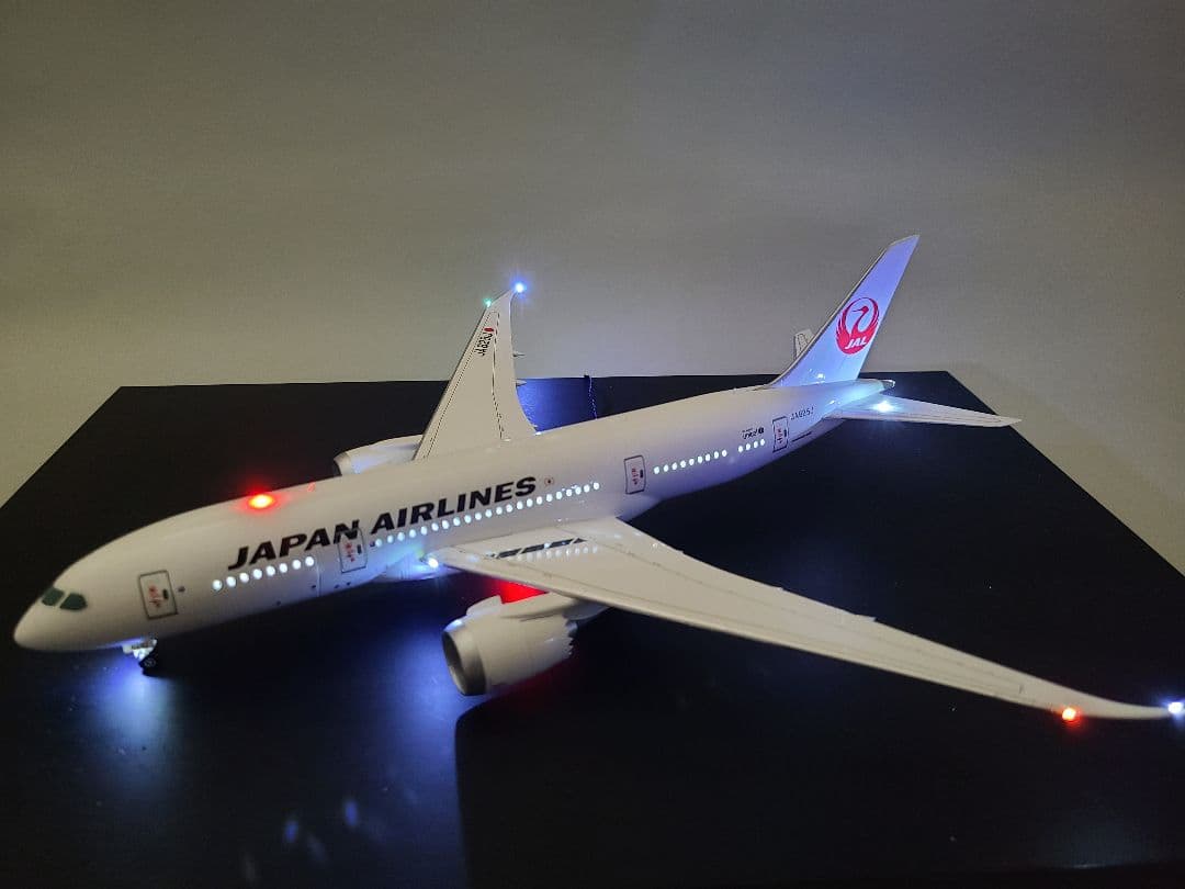 JAL Boeing 787-8 LED仕様 完成品 Amazon | JAL 日本航空 ボーイング 787-8 ドリームライナー 完成品