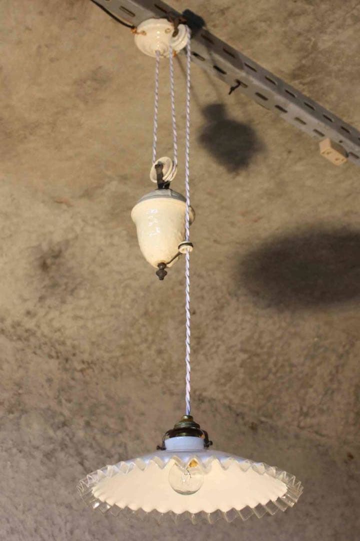 【merci】 2a. フランス　吊り下げ　滑車　ランプ　古道具　店舗什器カフェ merci】 2a. フランス 吊り下げ 滑車 ランプ 古道具 店舗什器カフェ