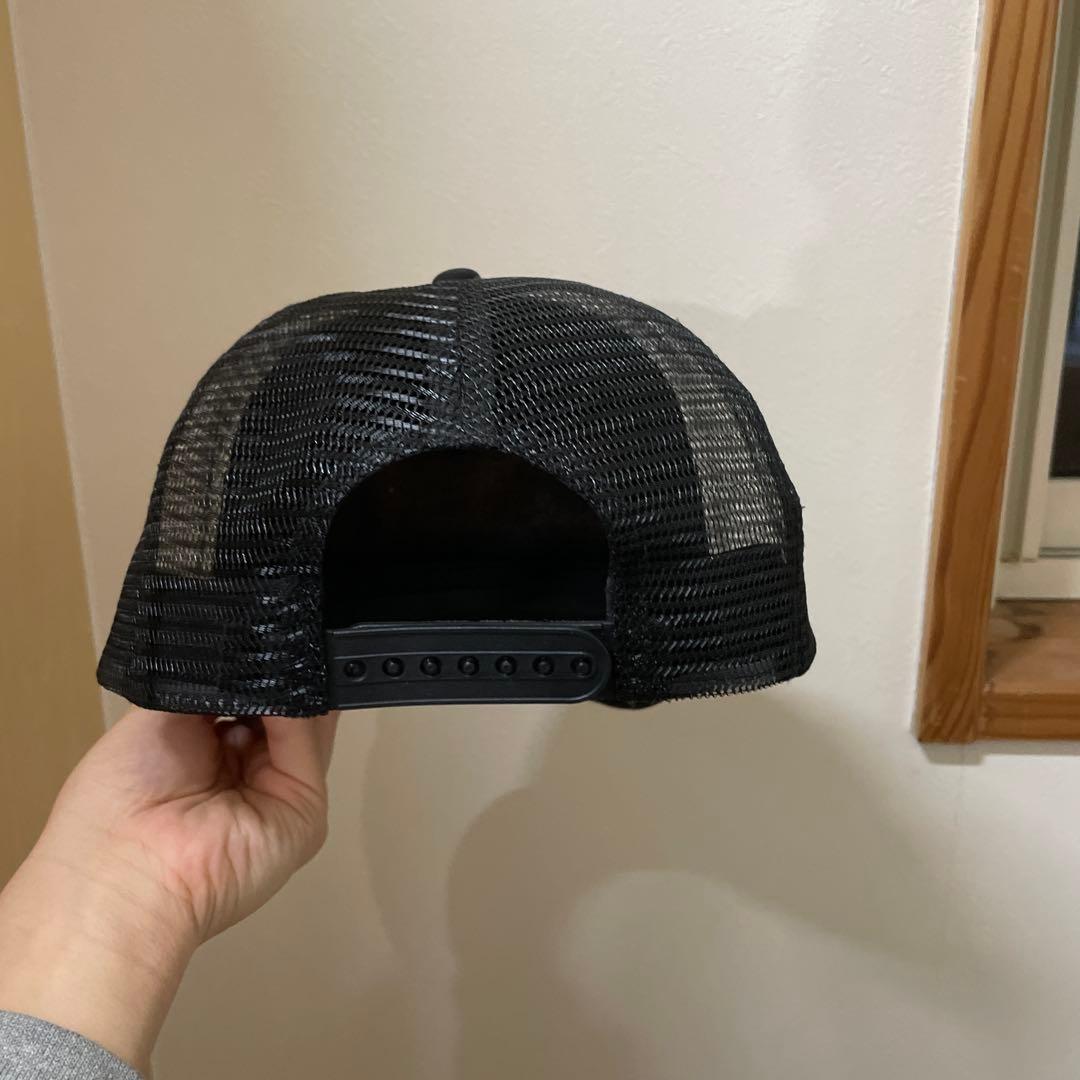 KEIJU キャップ Cash.ロゴ入り - メルカリ