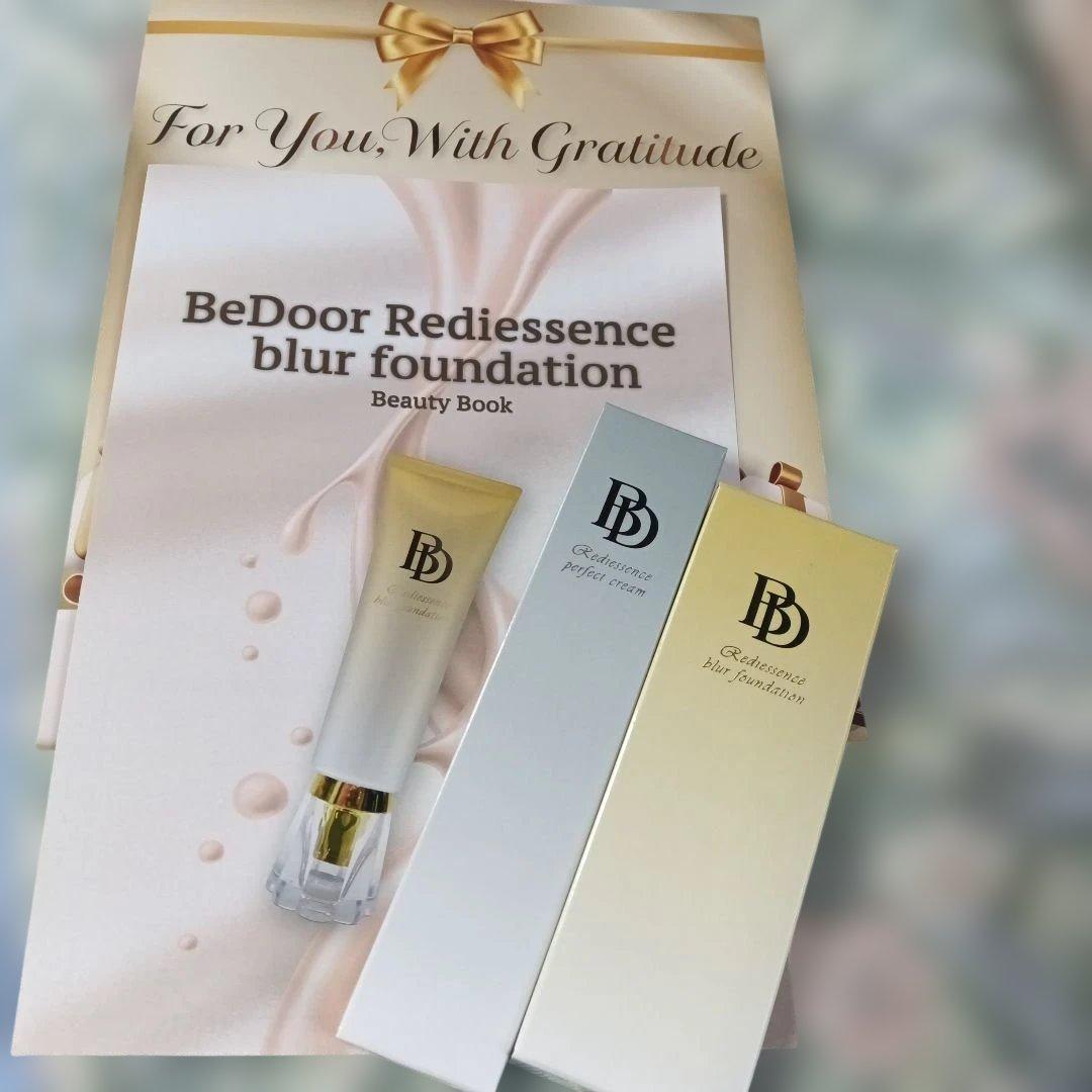 ☆BeDoor 薬用リンクルケア美白リキッドファンデーション＆クリーム