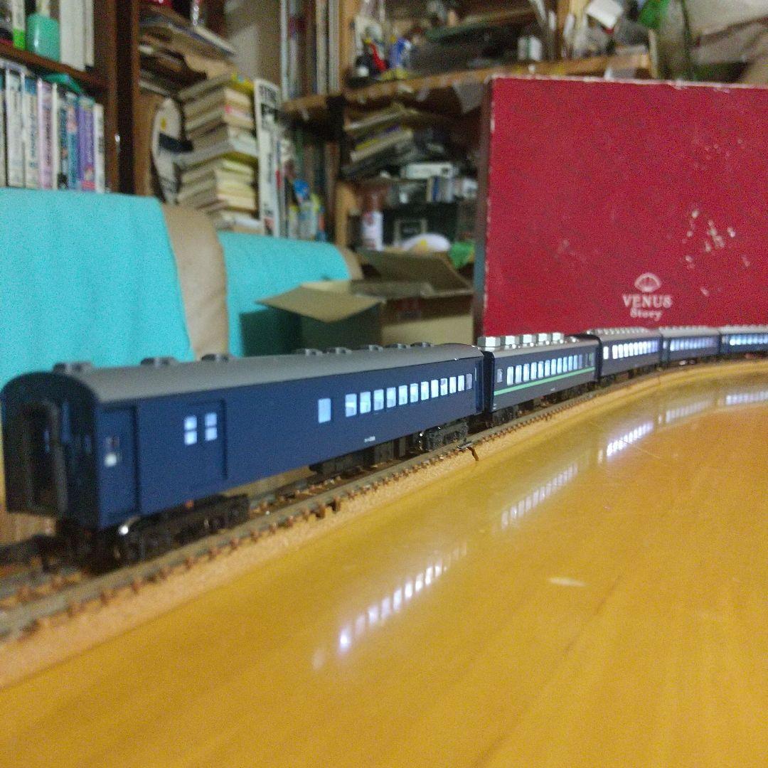 ◇KATOの室内灯つき/旧型客車 急行「かいもん」風 5両 オロ11、スハニ