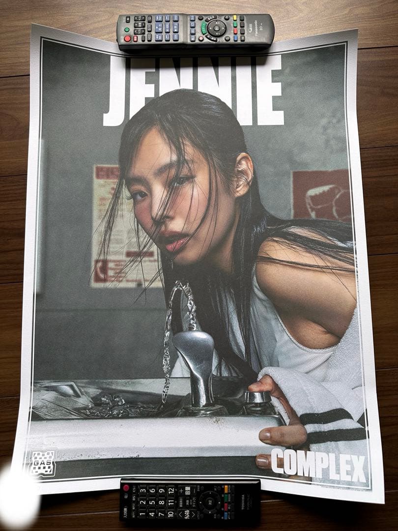 COMPLEX限定 JENNIE ポスター Ruby BLACKPINK トレカ - メルカリ