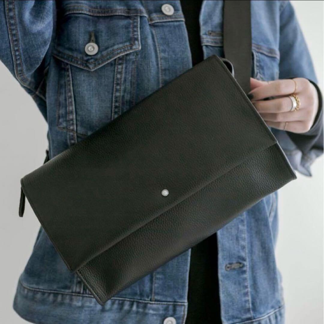 イアパピヨネ 《本革》ワイドテープショルダーバッグ ボディバッグ