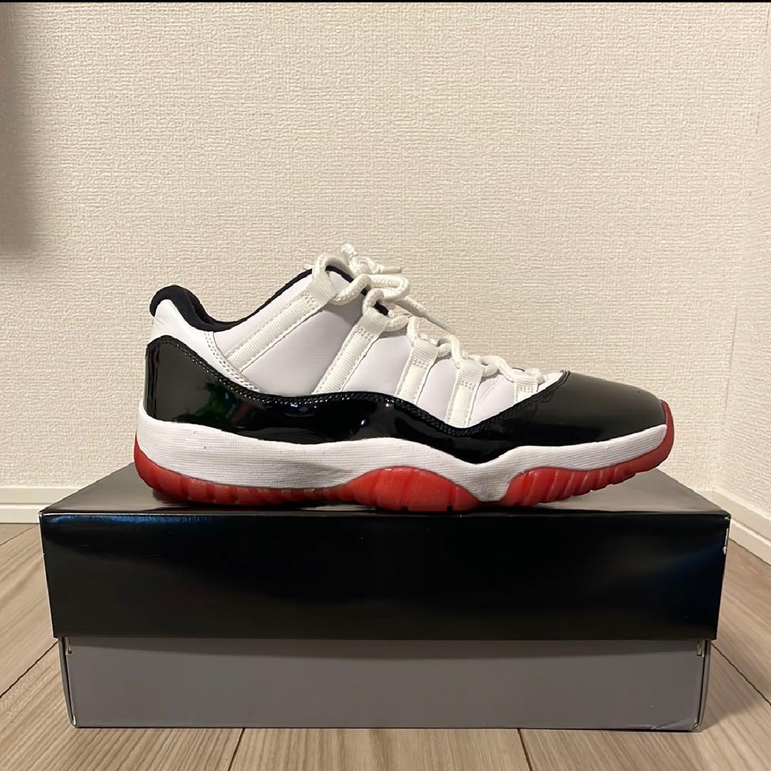ナイキ エアジョーダン11 ロー \"ジムレッド\"