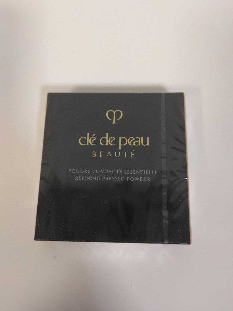 クレドポーボーテ　プードルコンパクトエサンシエルn　エレガントスリム クレ・ド・ポー ボーテ / プードルコンパクトエサンシエル エレガント