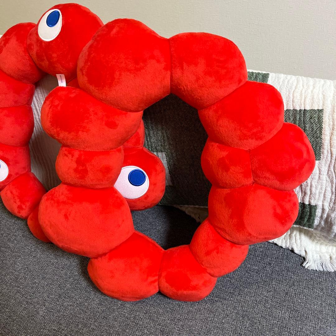 ミャクミャク なりきりクッション ぬいぐるみ 顔はめ 2個 - メルカリ