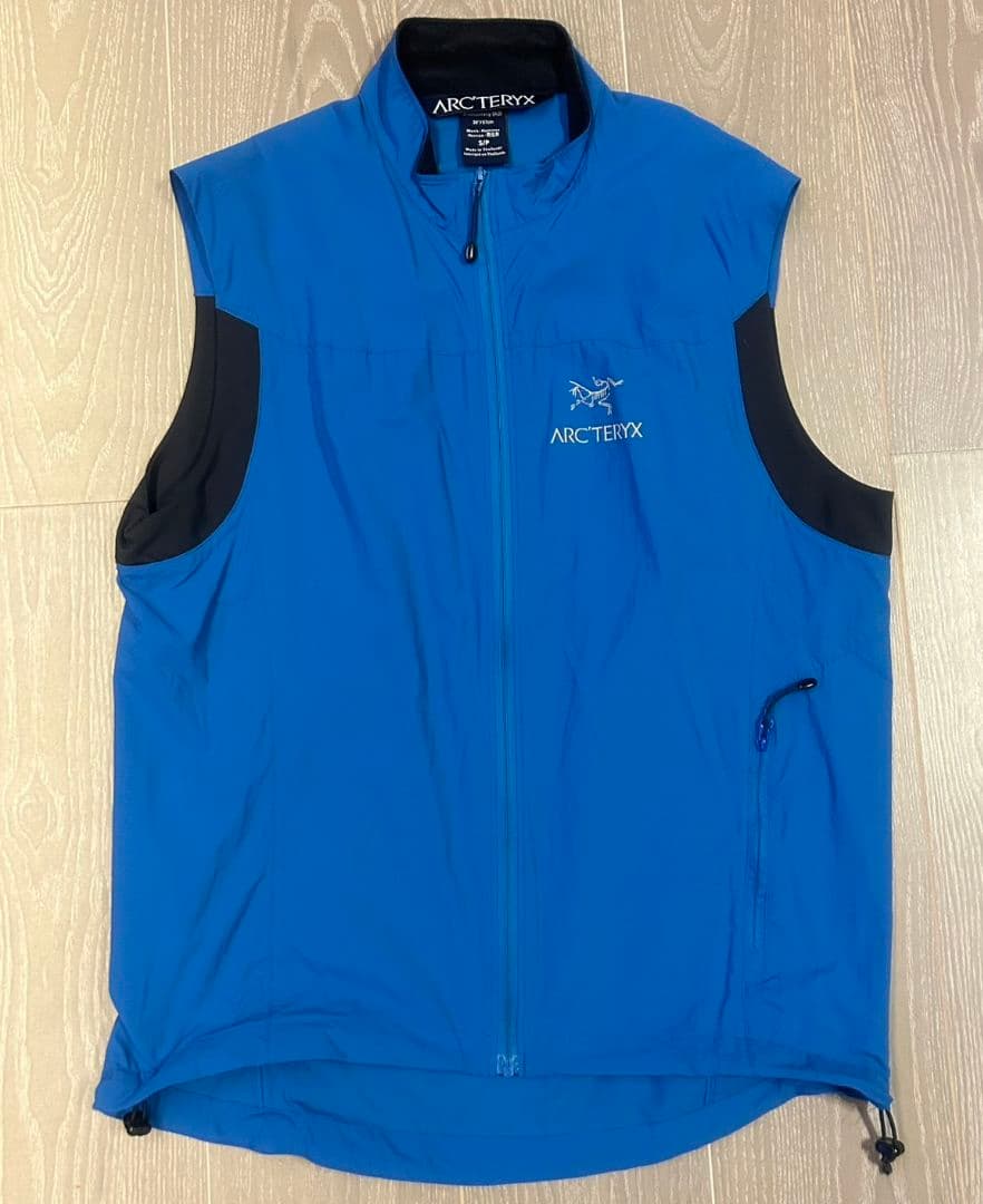 ARC'TERYX ナイロンベスト 中古・古着通販】ARC'TERYX (アークテリクス) ナイロンベスト ブラック