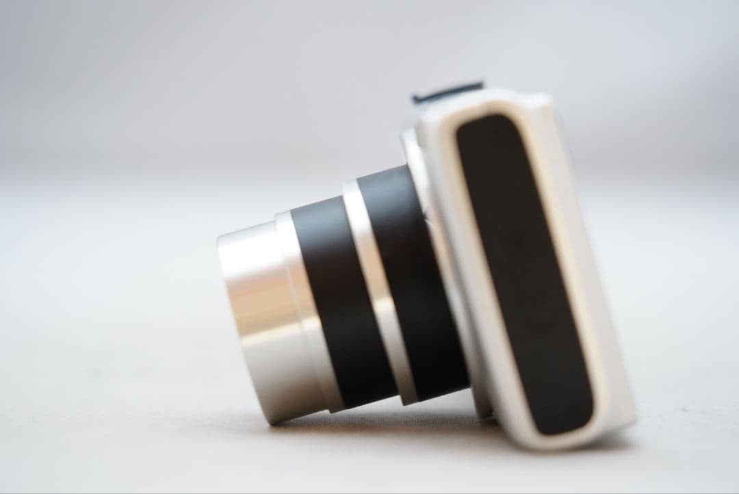 キャノン イクシー 100F 5.0-40.0㎜ F=1:3.2-6.9 現状品