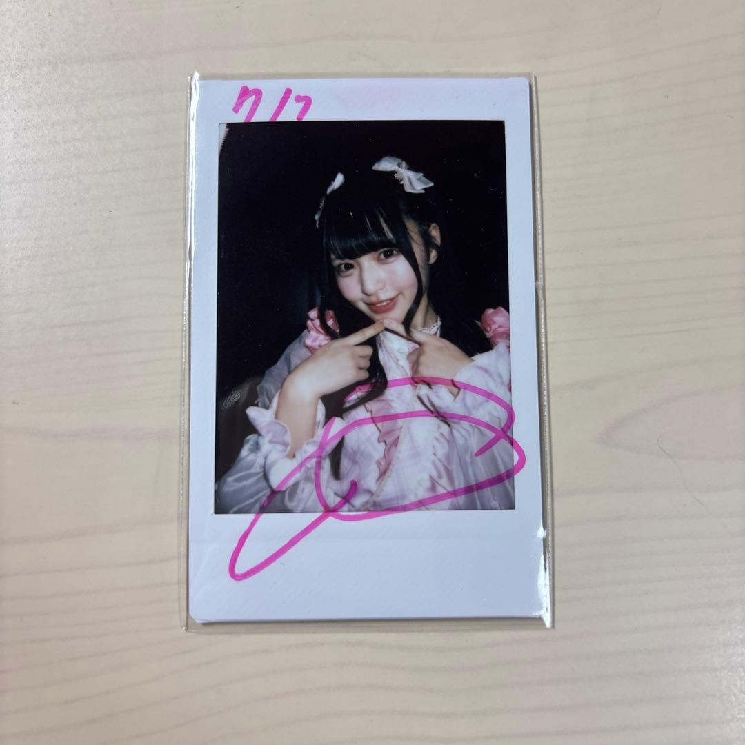 iLiFE! 那蘭のどか サイン入りチェキ - メルカリ