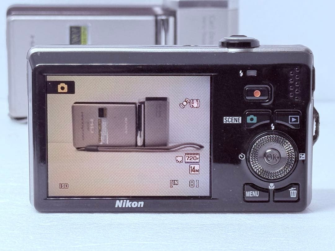 Nikon COOLPIX S6000 動作確認済 デジタルカメラ 14.2MP