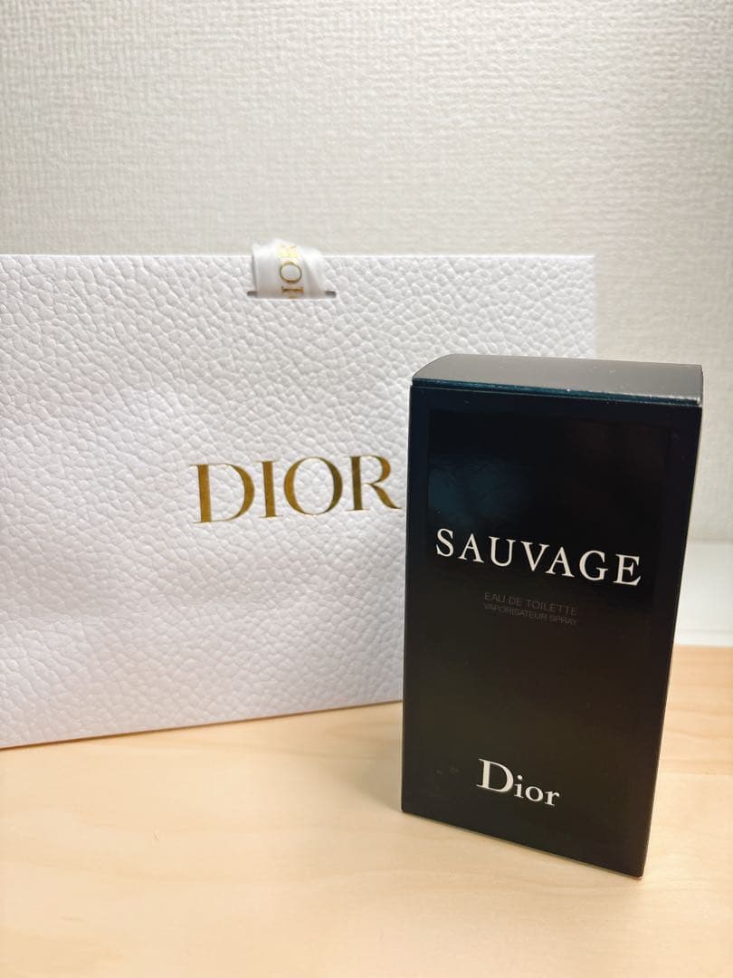 yuri　新品未開封＊　Dior Sauvage オードトワレ 60ml Christian Dior（クリスチャン・ディオール） 【並行輸入品
