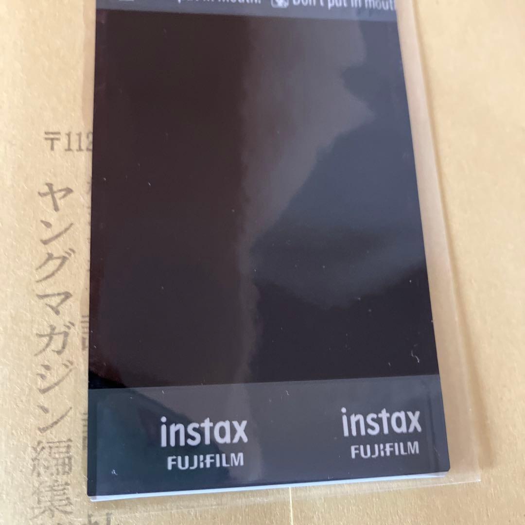 ヤングマガジン 夏芽すず☆サイン入りチェキ - メルカリ