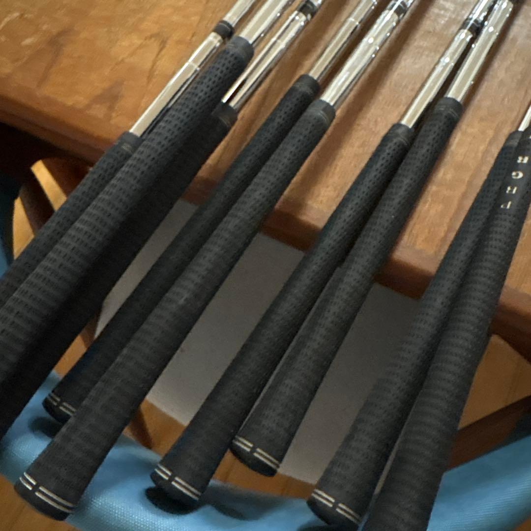 PRGR is3 502やさしいアイアン 9本セット 4-9PSA 軽量スチール - メルカリ