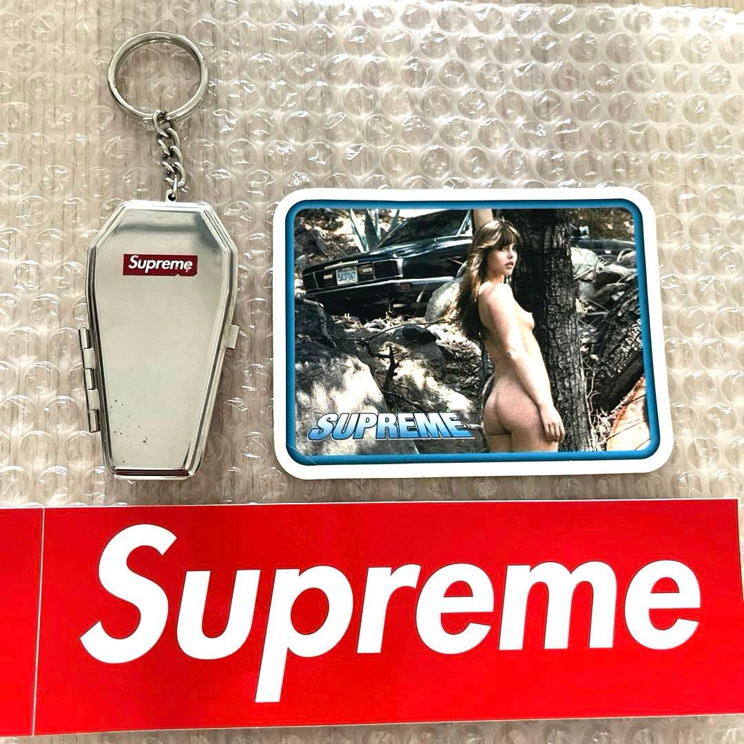 Supreme Coffin Keychain 携帯灰皿 2017FW - メルカリ
