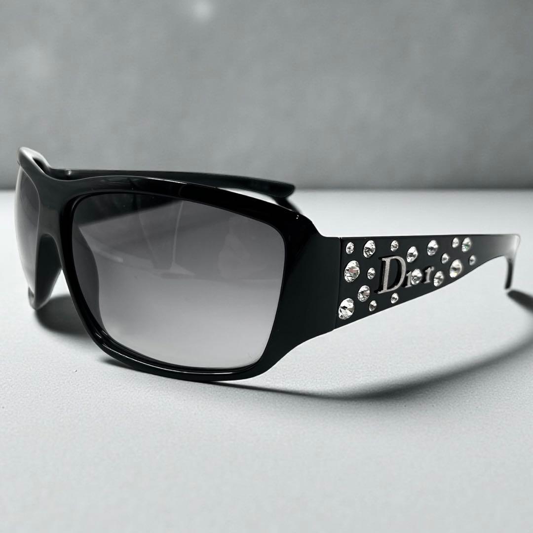 【レア】ディオール サングラス ライトストーン ブラック グラデ アーカイブ レア】ディオール サングラス ライトストーン ブラック グラデ