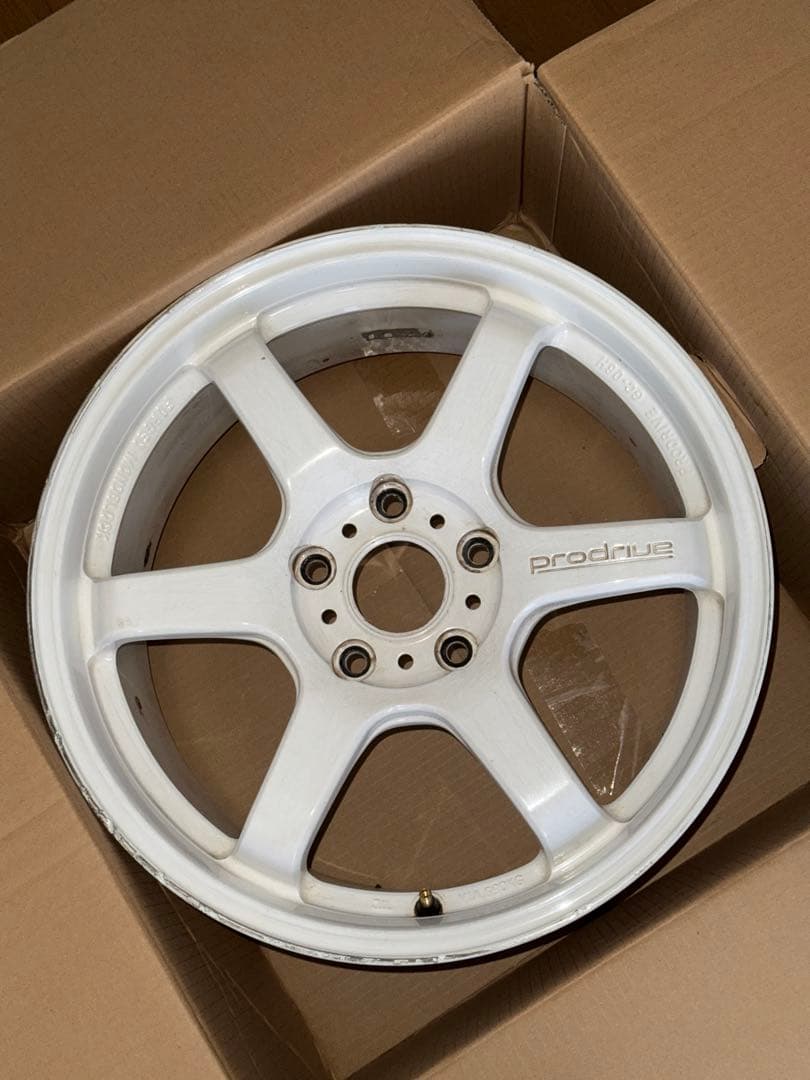 う*ず様 prodive GC-06H 17-7.5j-48 5-114.3 2 - メルカリ
