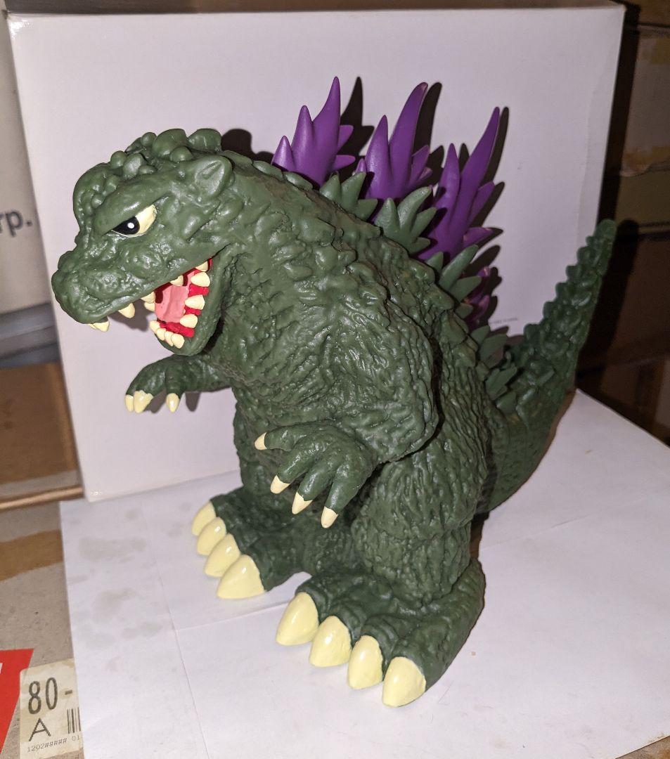 トヨタカローラ店限定 ゴジラ フィギュア貯金箱、箱付き新品 - メルカリ