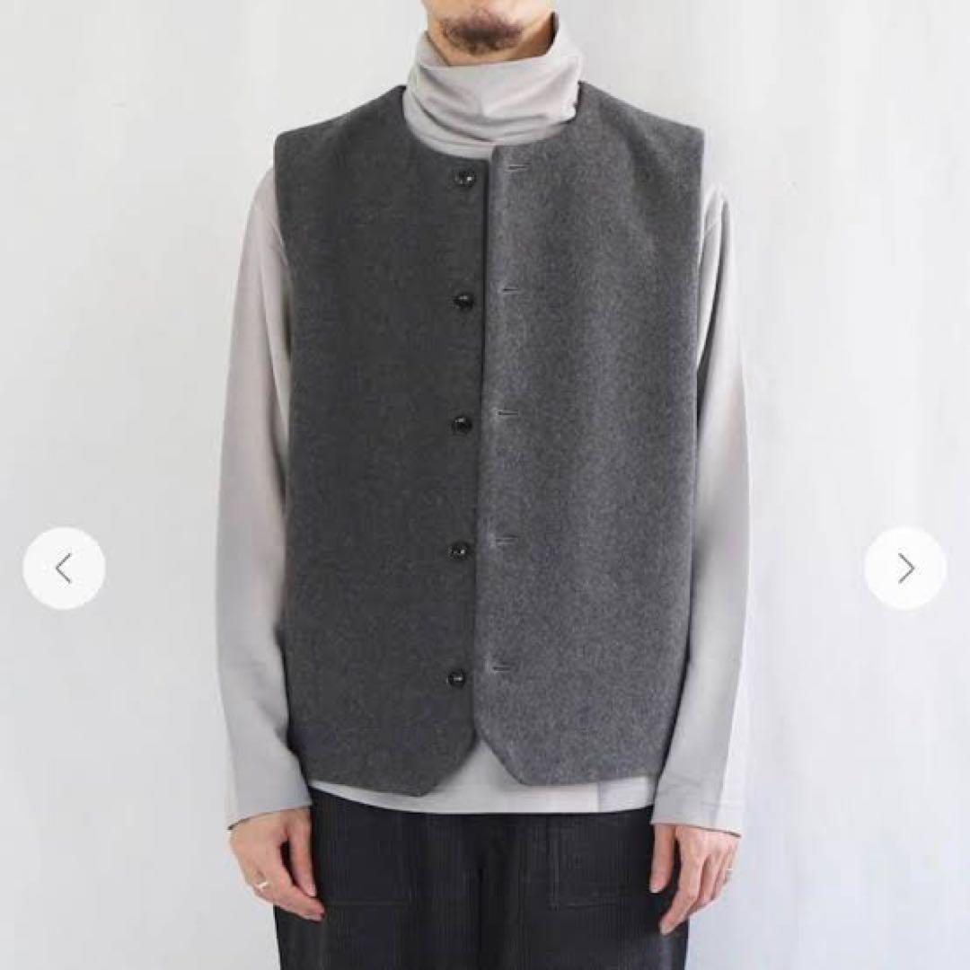 nestrobe confect 】ウールモッサー クルーネックベスト - メルカリ