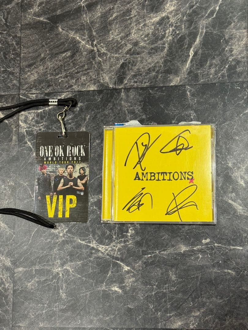 ONE OK ROCK 「AMBITIONS 」海外版アルバム　直筆サイン入り ONE OK ROCK ワンオクロック サイン入りCD Europeanパス - メルカリ