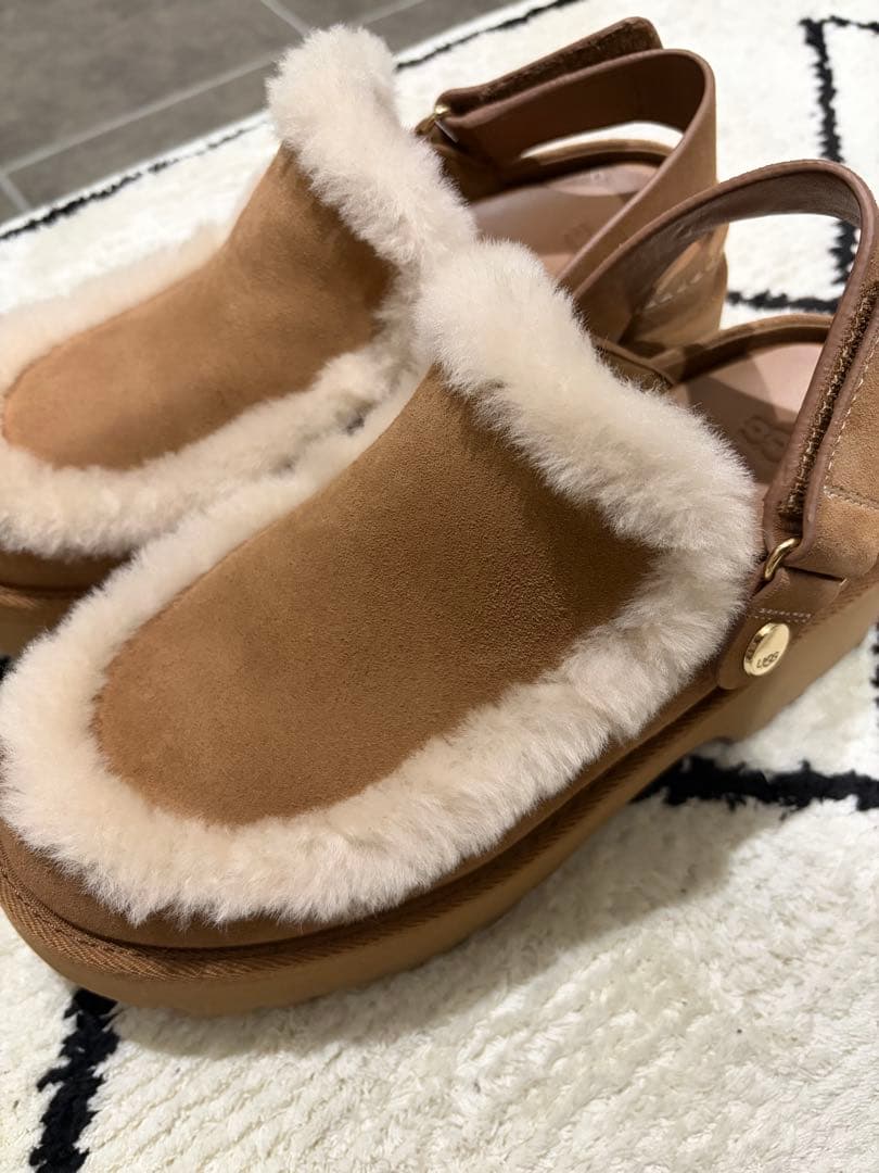 UGG/アグ W ESMEE CLOG/エスミ―クロッグ UGG（アグ） UGG WOMENS ESMEE CLOG 1173331 ウィメンズ エスミー